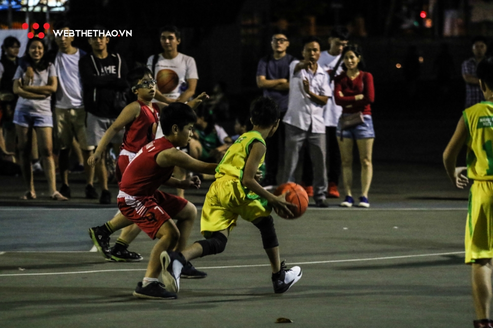 Chung kết tiểu học giải Bóng rổ Năng khiếu - Trẻ TP HCM 2019: Bản lĩnh của các chiến binh nhí Chung kết tiểu học giải Bóng rổ Năng khiếu - Trẻ TP HCM 2019: Bản lĩnh của các chiến binh nhí
